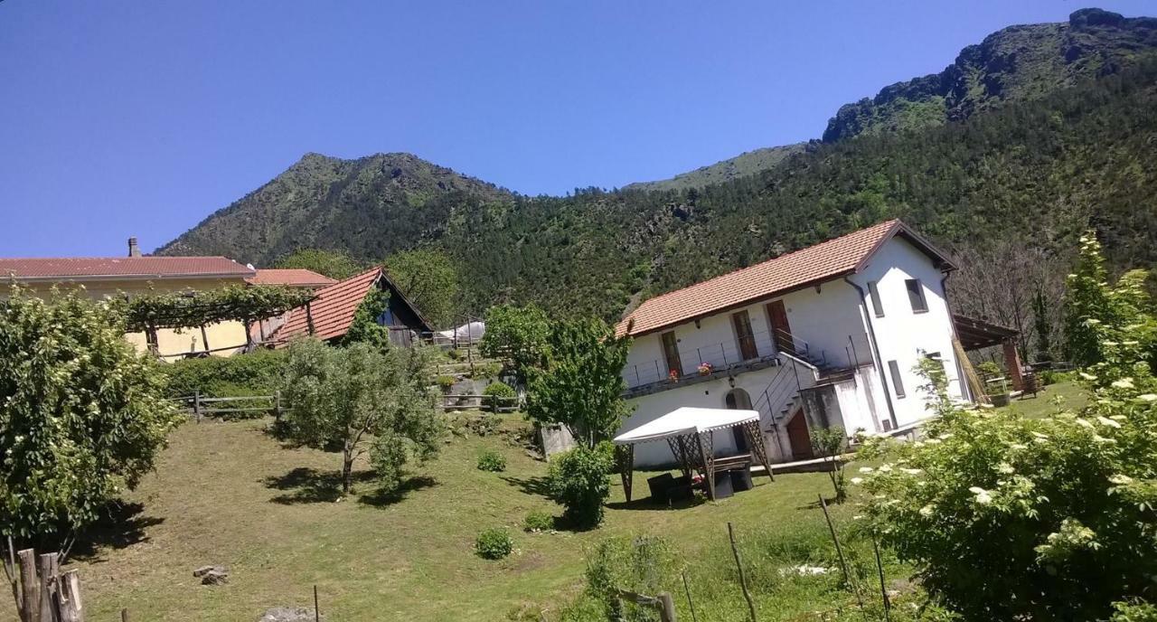 Вилла Agriturismo Grilla Меле Экстерьер фото